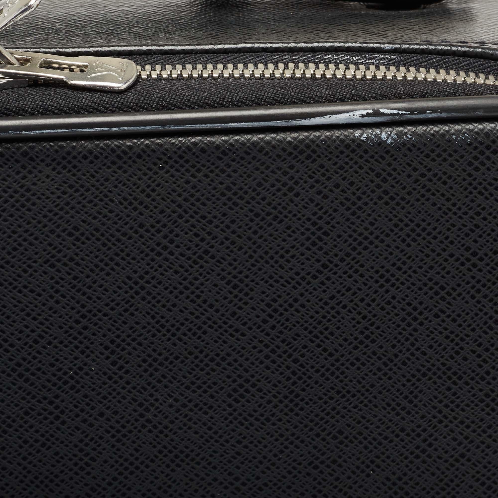 Louis Vuitton Ardoise Taiga Leather Pegase 45 Business Luggage For Sale 2