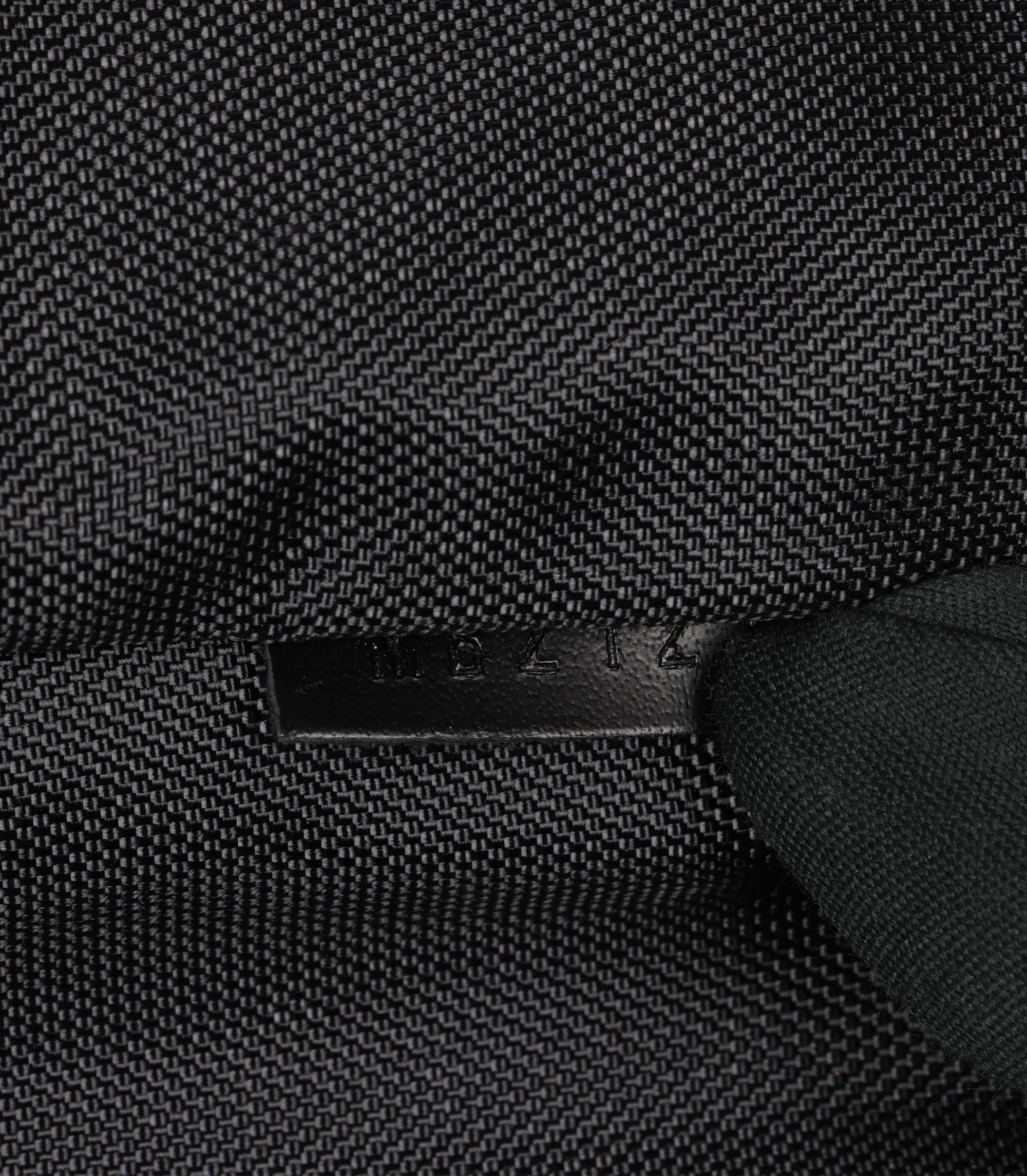Louis Vuitton Ardoise Taiga Leather Pegase 45 For Sale 6