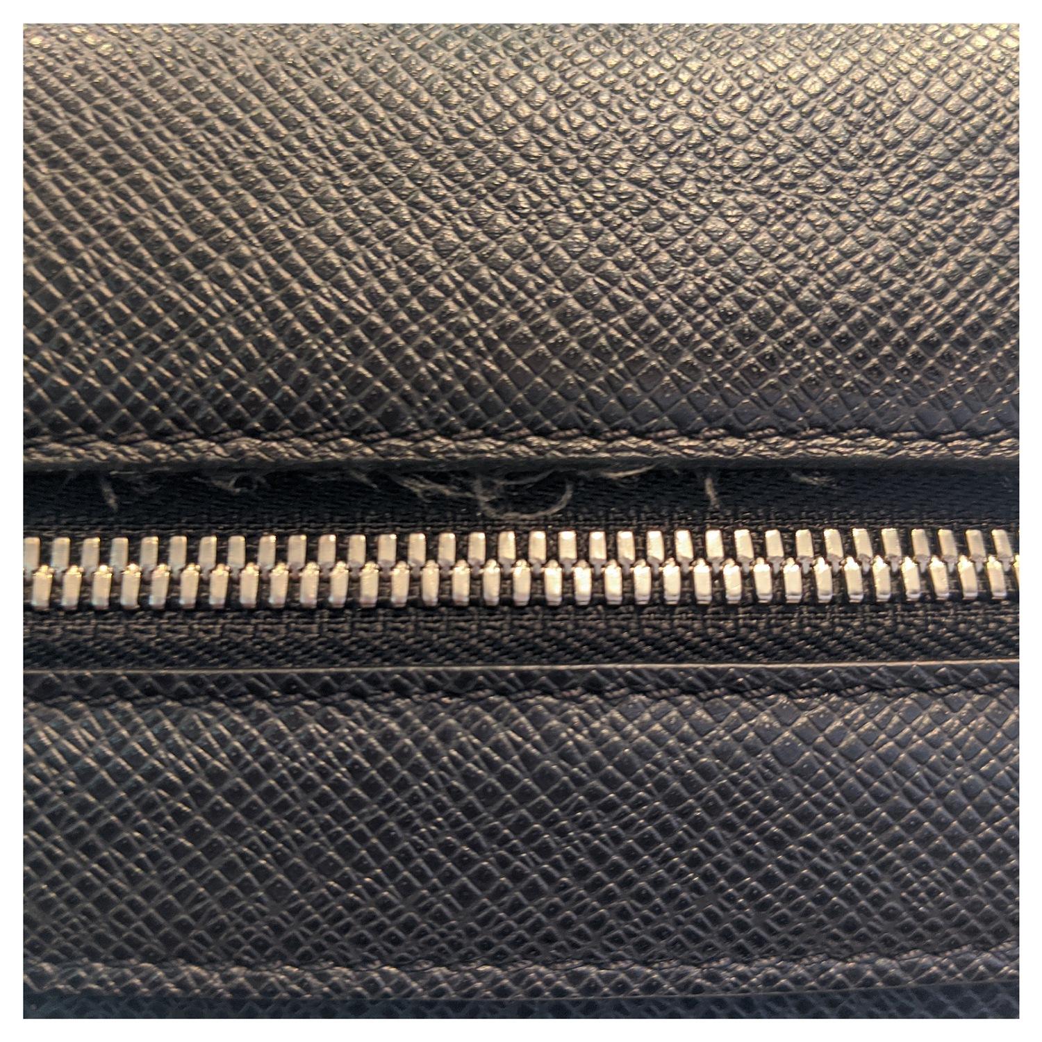 Louis Vuitton Ardoise Taiga Leather Roman MM Messenger Bag 1