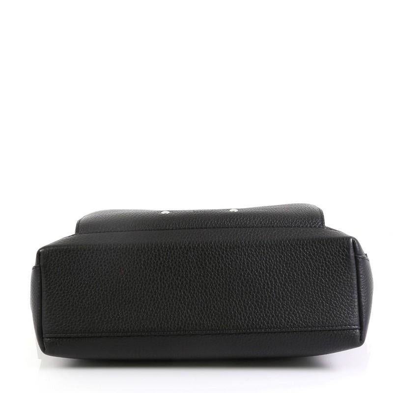 Louis Vuitton Armand Messenger Taurillon Leather In Good Condition In NY, NY