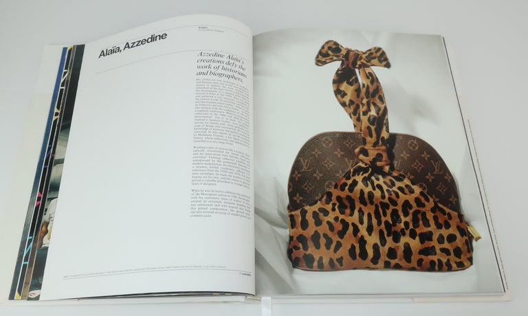 LOUIS VUITTON Art Fashion and Architecture Book 54136