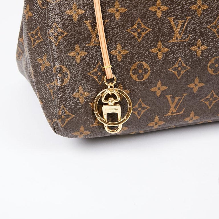 LOUIS VUITTON Artsy Bag In Brown Monogram Canvas For Sale at 1stdibs