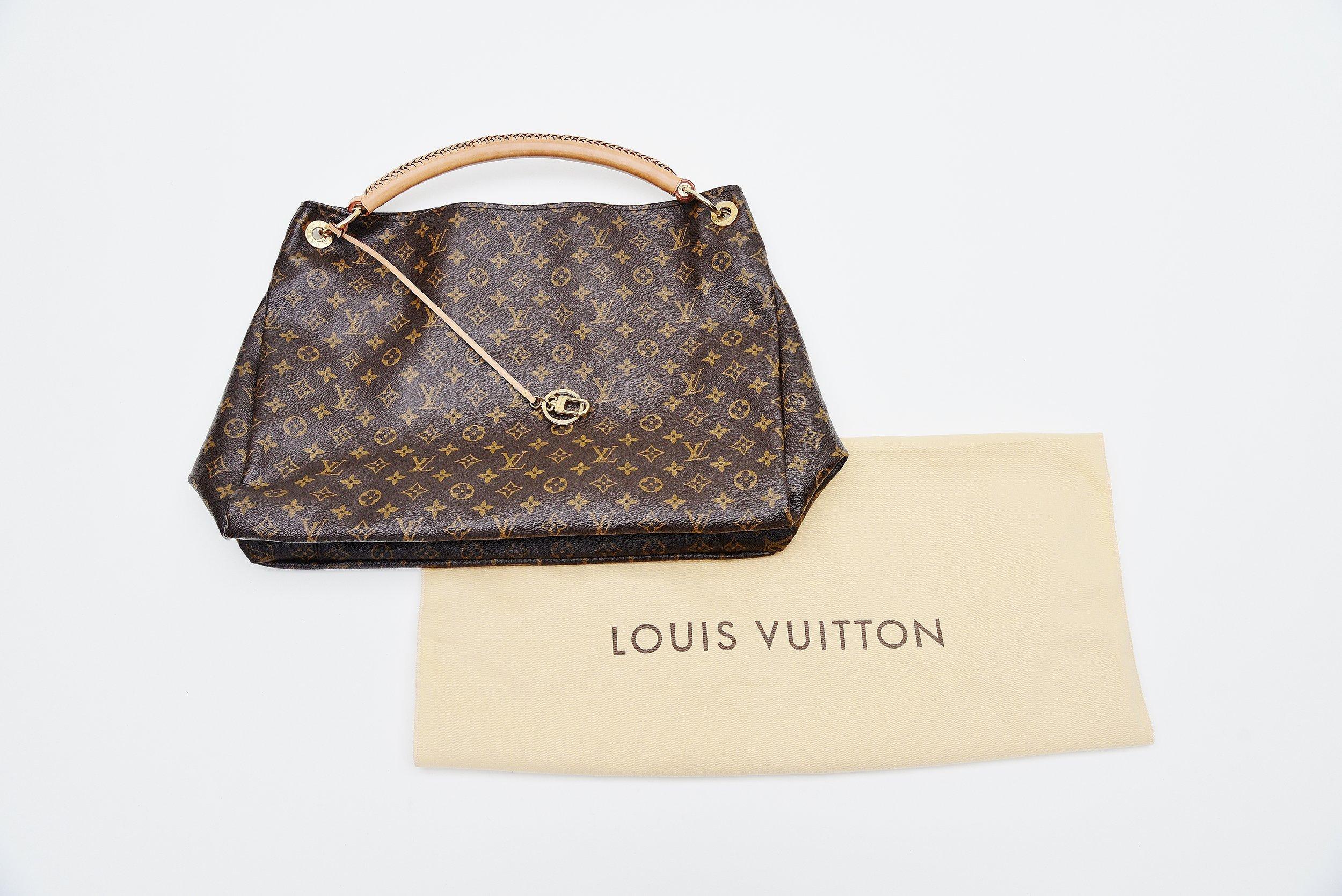 Louis Vuitton Artsy Handtasche Monogramm Canvas MM im Zustand „Gut“ in Roosendaal, NL