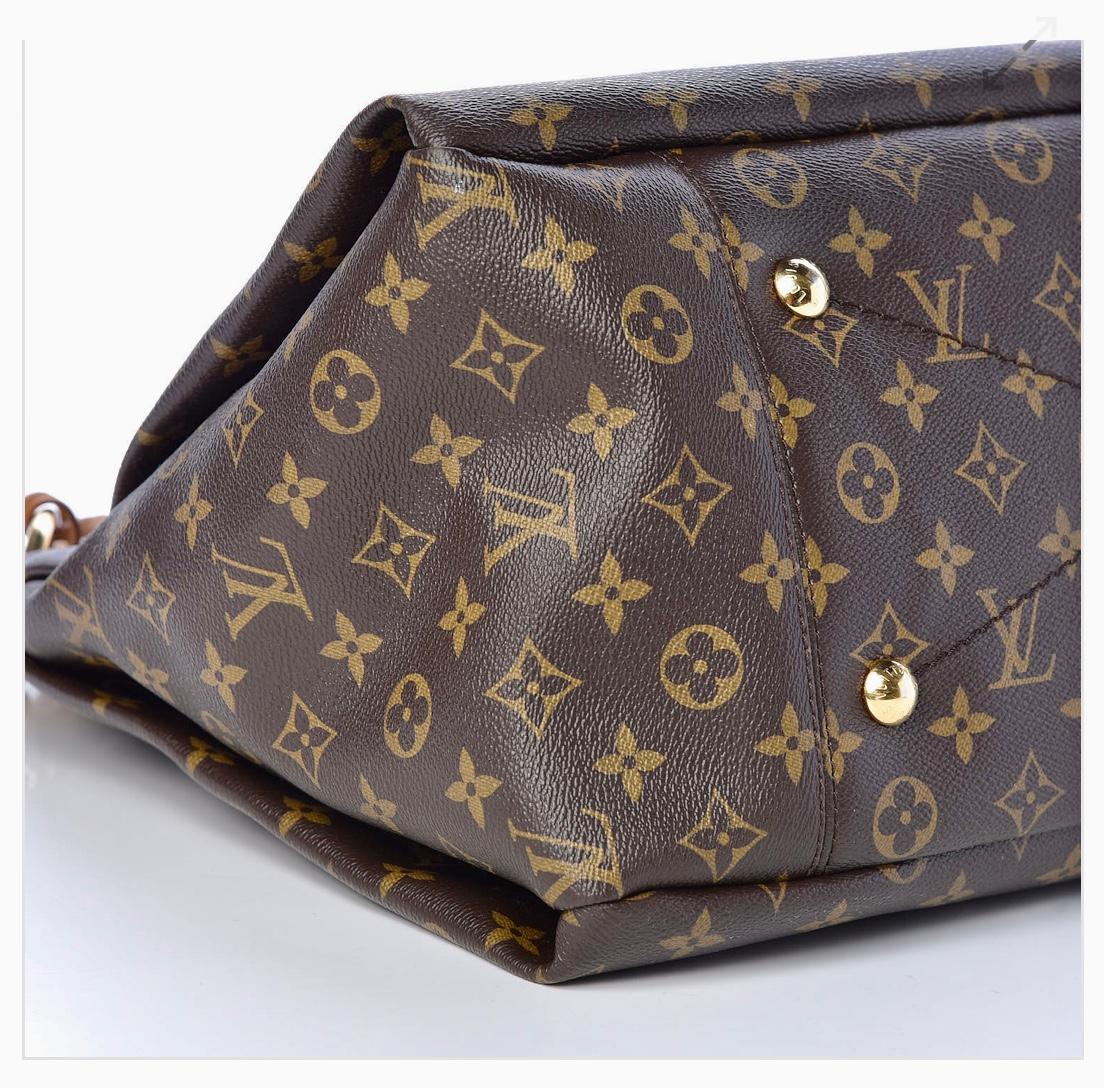 louis vuitton purse with thick strap