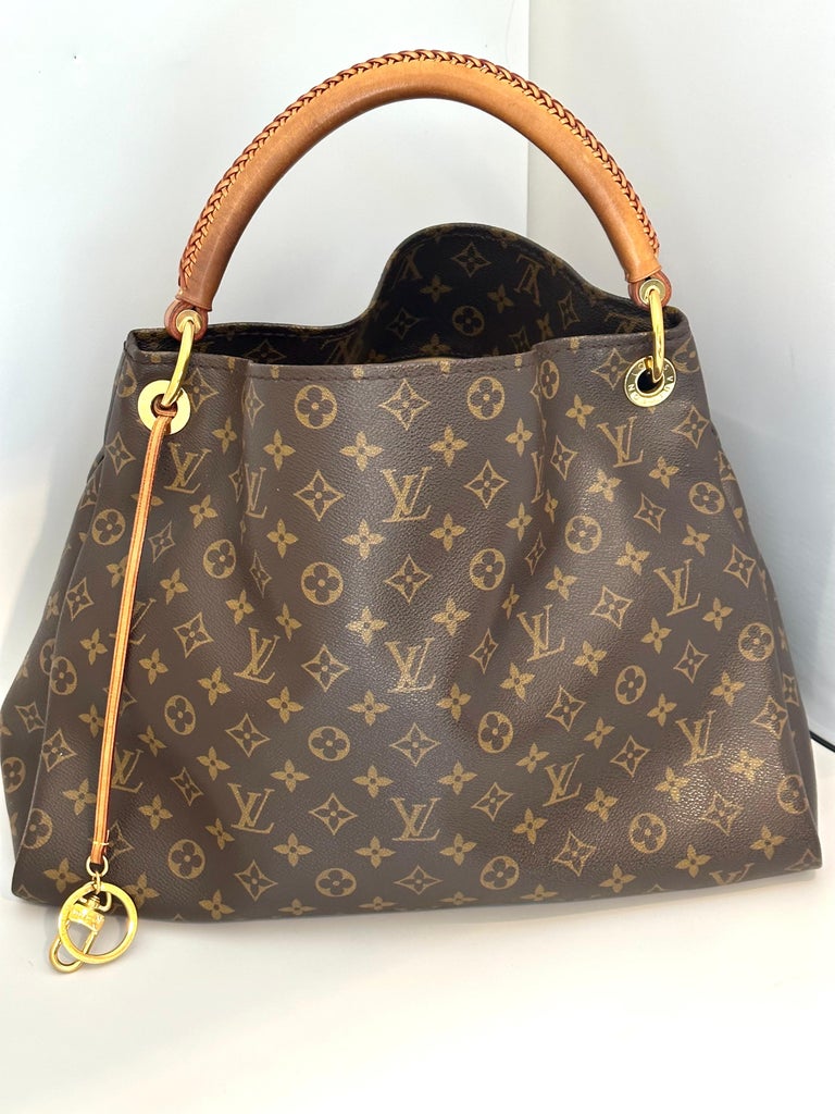 Louis Vuitton, Bags, Louis Vuitton Artsy Great Condition