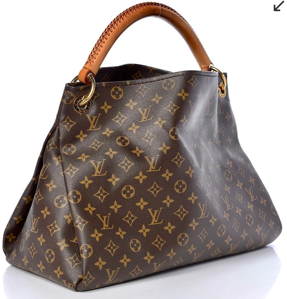 Louis Vuitton Artsy MM Shoulder Bag
This authentic, pre-owned LOUIS VUITTON Artsy MM Bag is a stylish hobo handbag for every day. It features the signature Monogram canvas with a relaxed silhouette, and a thick vachetta leather handle with a braided