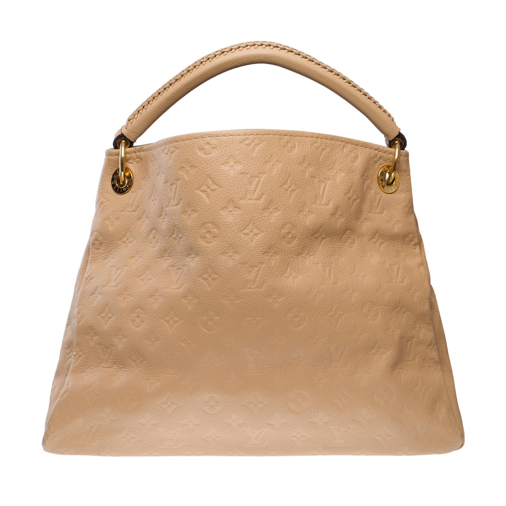 Louis Vuitton Artsy MM Hobo bag in Beige monogram embossed calfskin leather, GHW In Good Condition For Sale In Paris, IDF