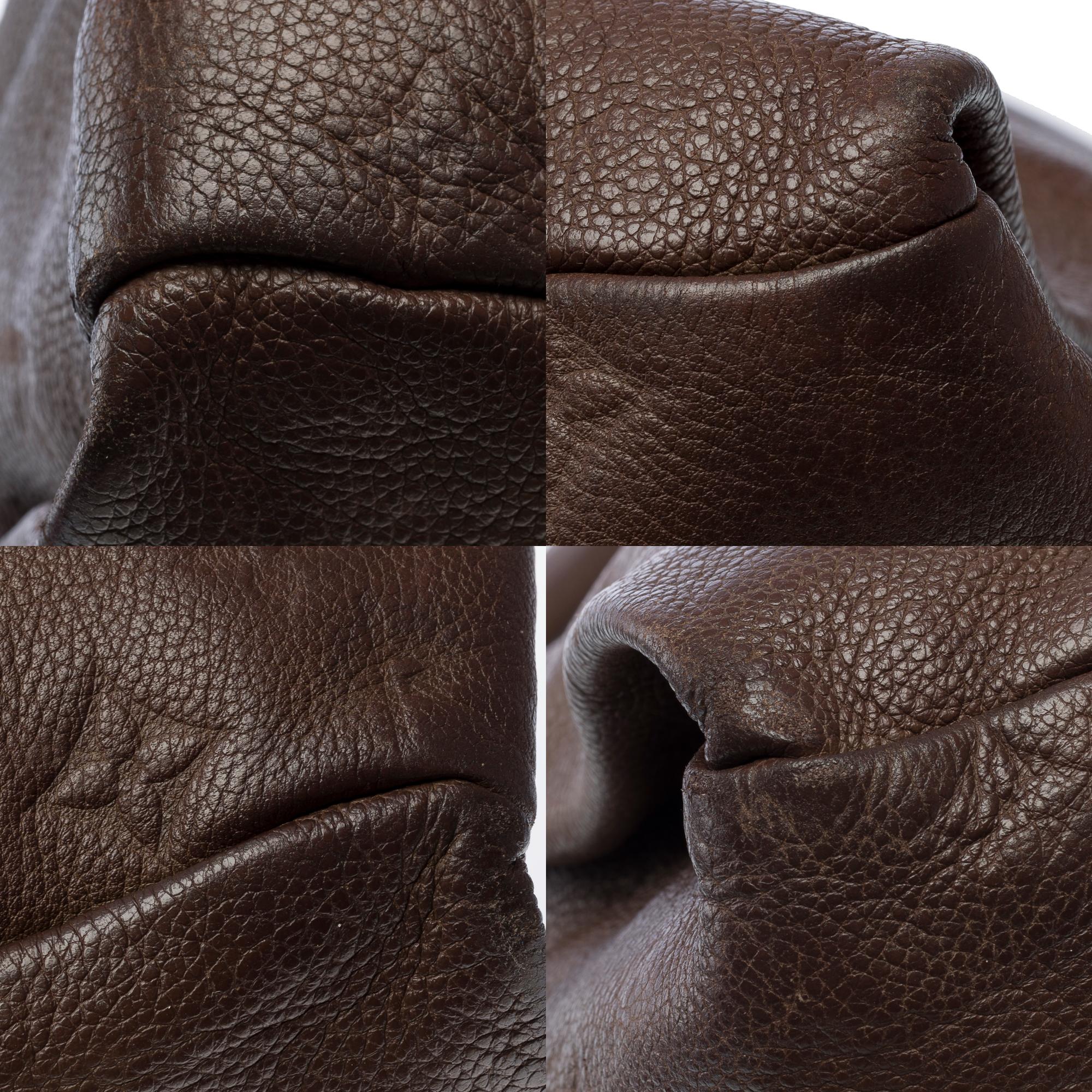 Louis Vuitton Artsy MM Hobo bag in brown monogram embossed calfskin leather, GHW 6