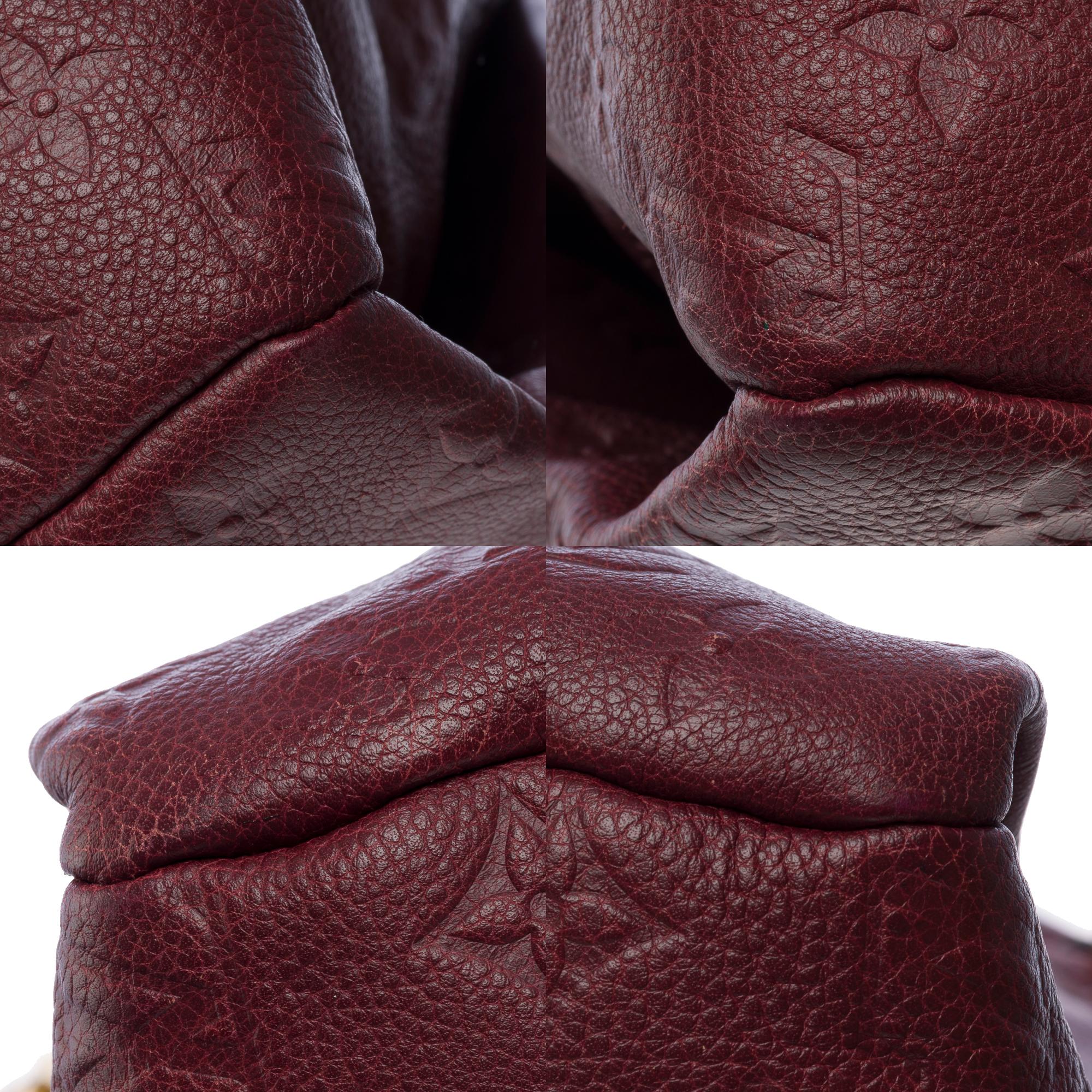 Louis Vuitton Artsy MM Hobo bag in Burgundy Monogram calfskin leather, GHW For Sale 5