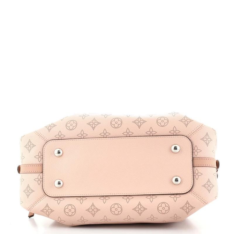 Louis Vuitton Asteria Handtasche Mahina Leder für Damen oder Herren