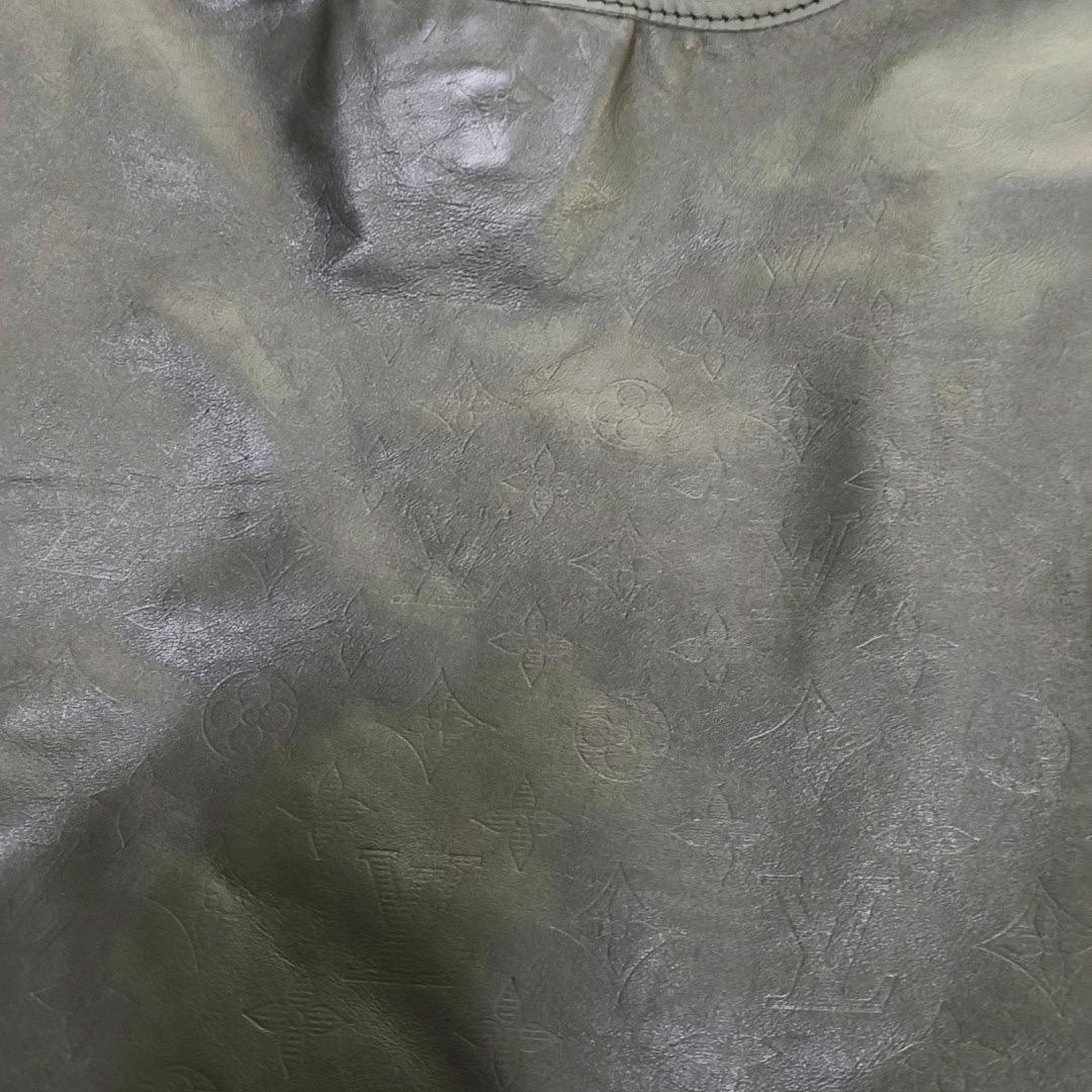 Louis Vuitton Atlantis Large Black Monogram Leather Bucket Bag with Pouch For Sale 5