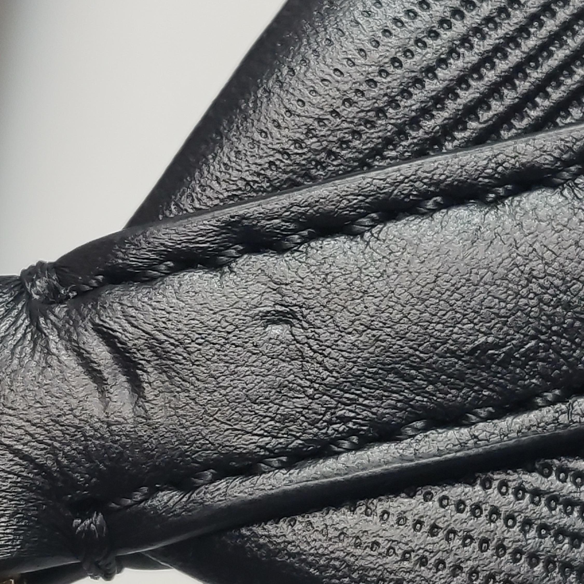 Louis Vuitton Atlantis Large Brown Monogram Canvas Bucket Bag with Strap en vente 7