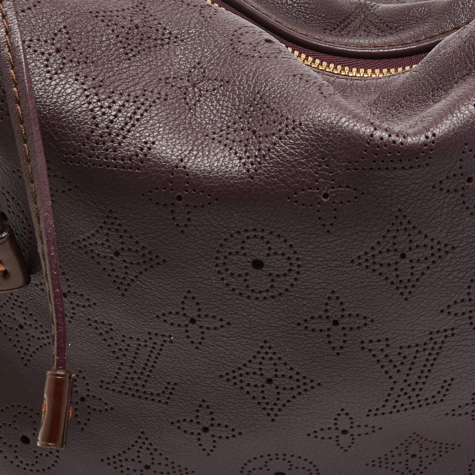 Women's Louis Vuitton Aubergine Monogram Mahina Leather Onatah GM Bag For Sale