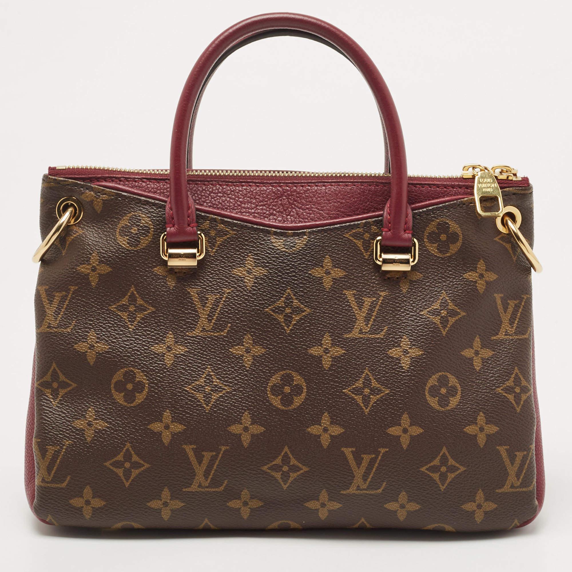 Louis Vuitton's handbags are popular owing to their high style and functionality. This Pallas bag, like all the other handbags, is durable and stylish. Crafted from their signature Aurore Monogram canvas, the bag comes with two rolled top handles