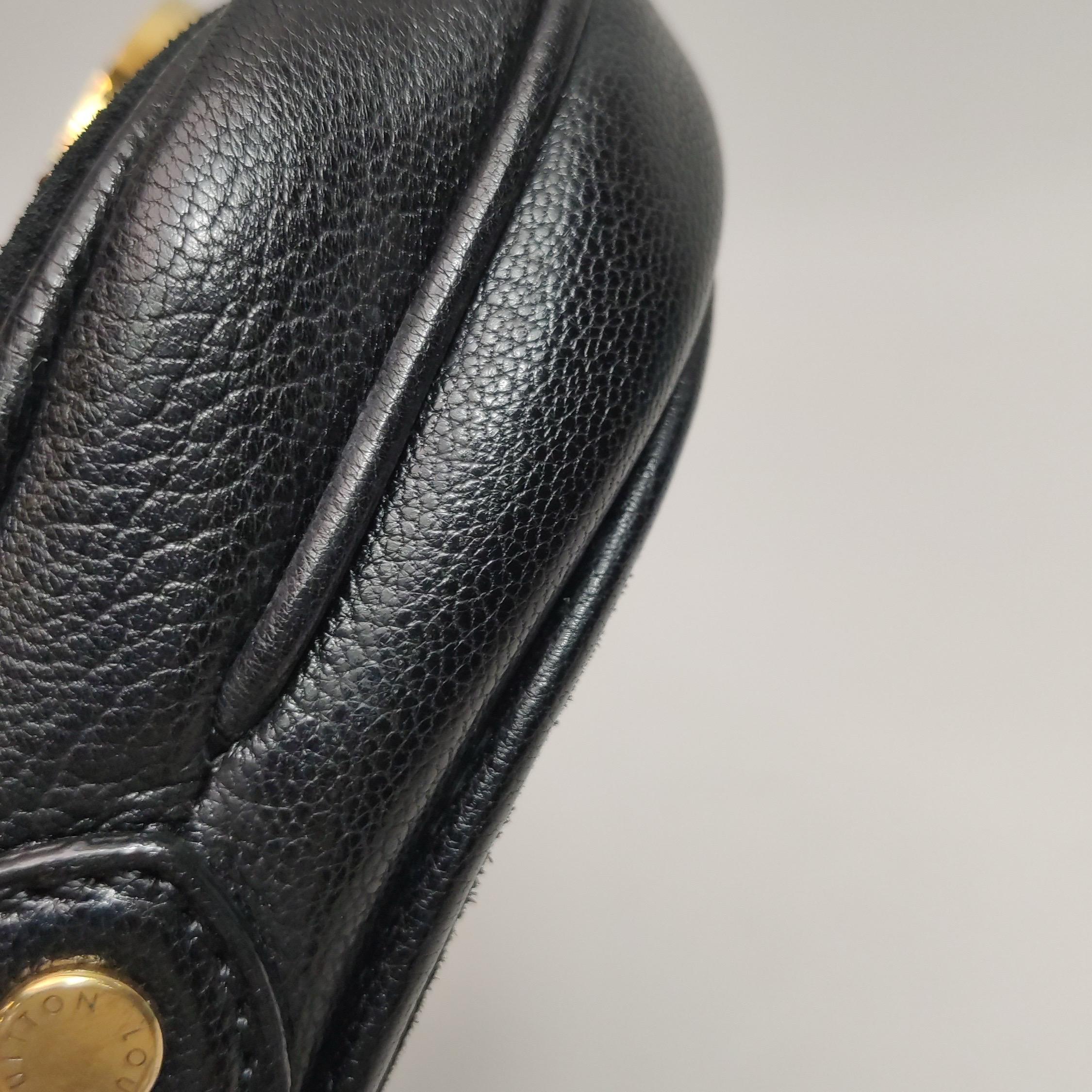 Louis Vuitton Avant-Garde Pochette Clutch Suede Leather Crystal Logo, 2011 en vente 8