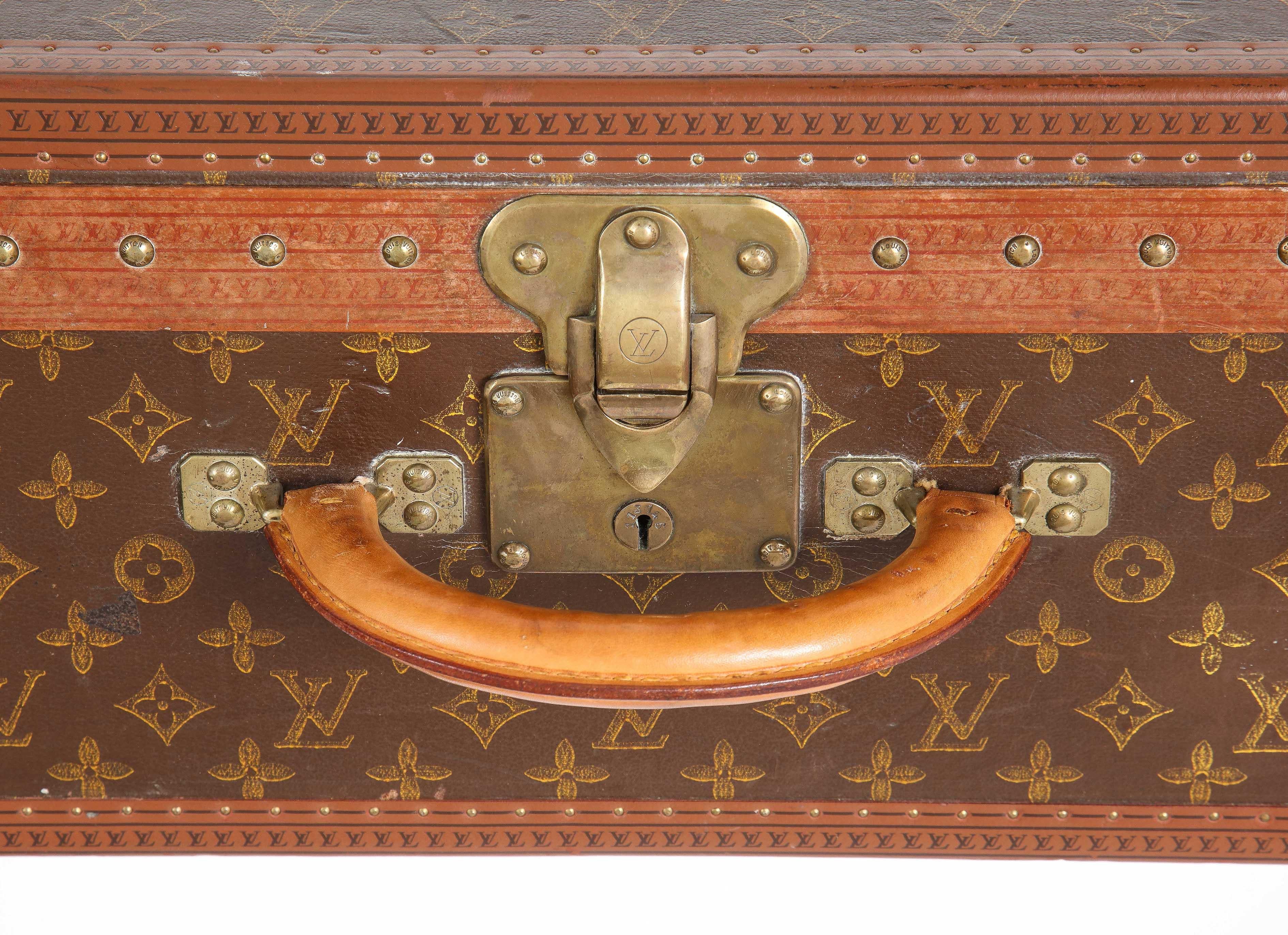Louis Vuitton, Ave Marceau, 78bis, Paris, 1950's Suitcase For Sale 1