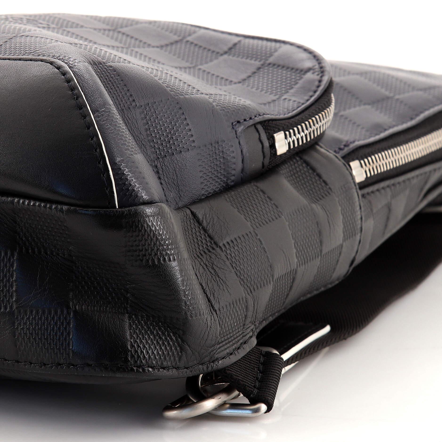 Louis Vuitton Avenue Sling Bag Damier Infini Leather In Good Condition In NY, NY