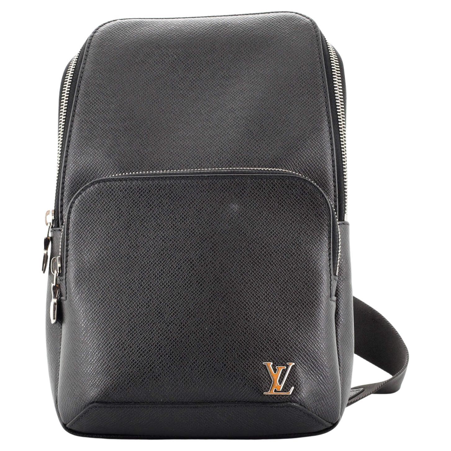 Louis Vuitton Bumbag - Vitkac shop online