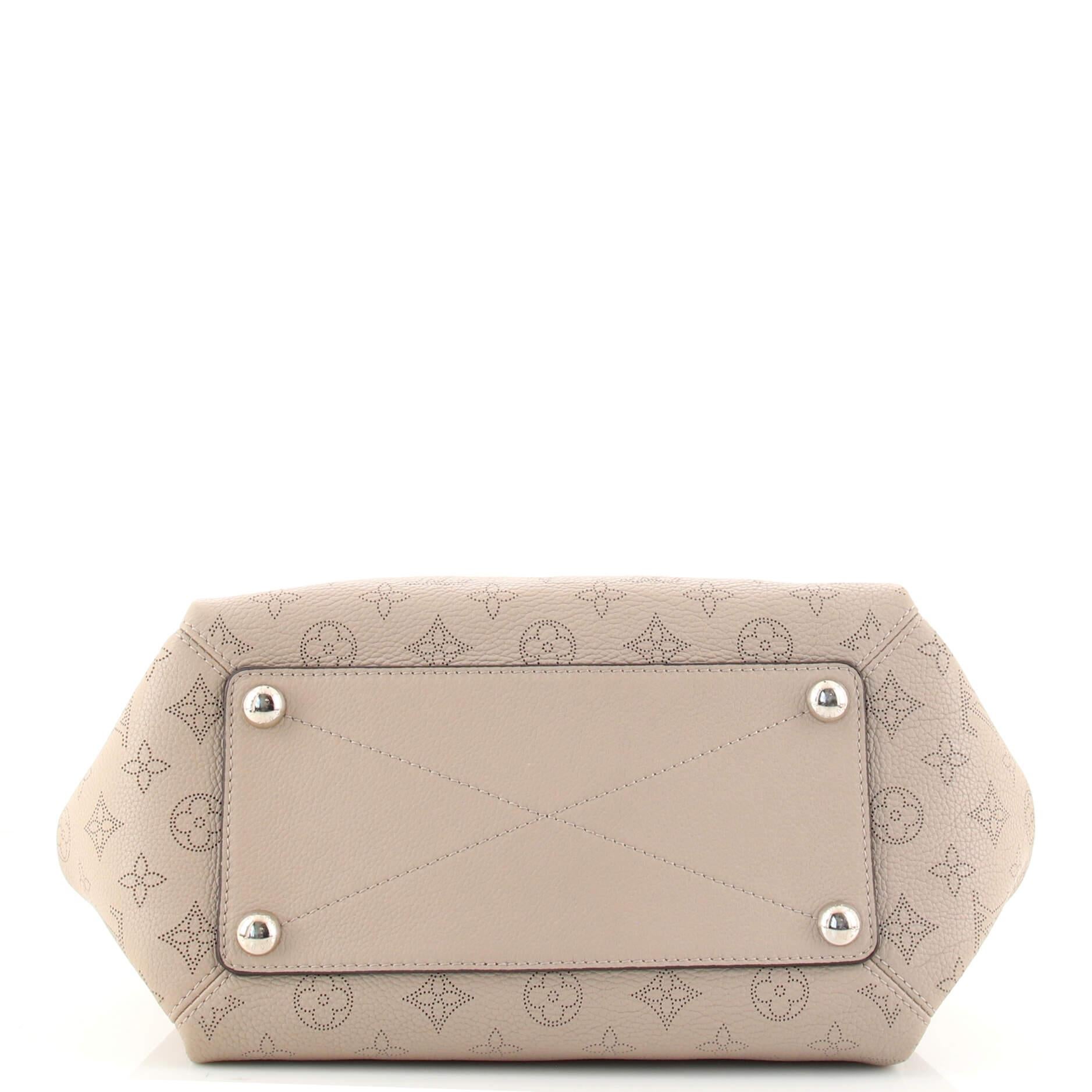 Louis Vuitton Babylone Handbag Mahina Leather PM In Good Condition In NY, NY