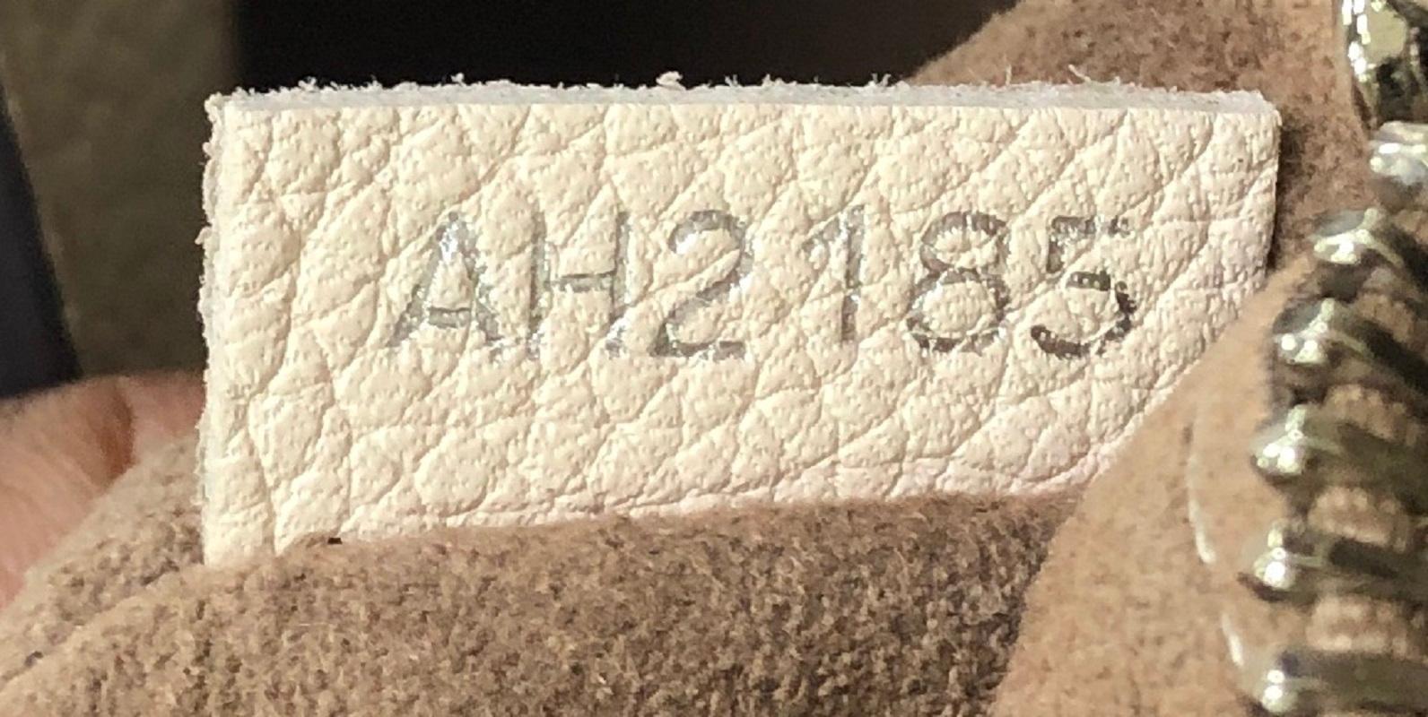 Louis Vuitton Babylone Handbag Mahina Leather PM 2