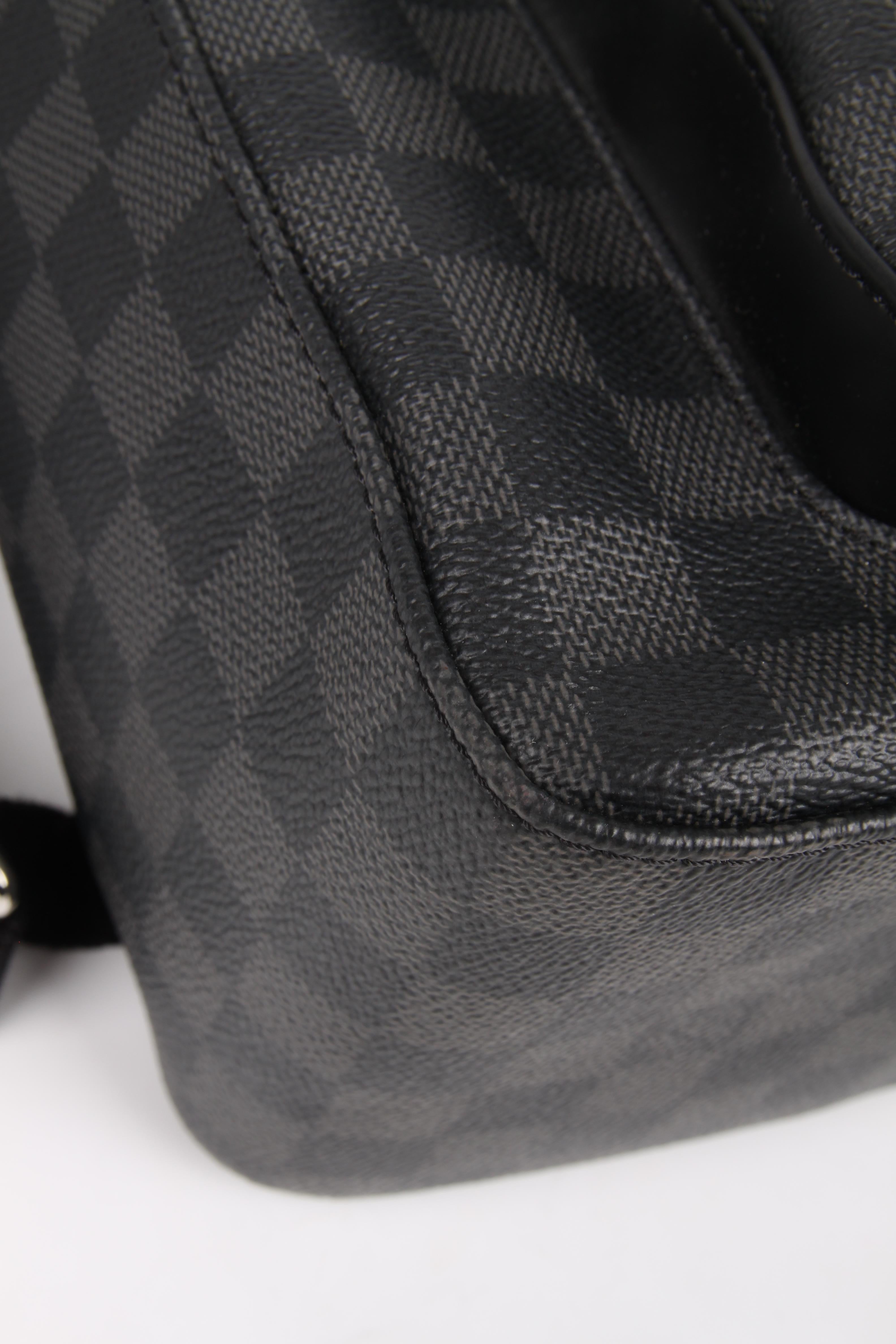   Louis Vuitton Backpack Josh Damier Graphite Neon - grijs/zwart/blauw    5