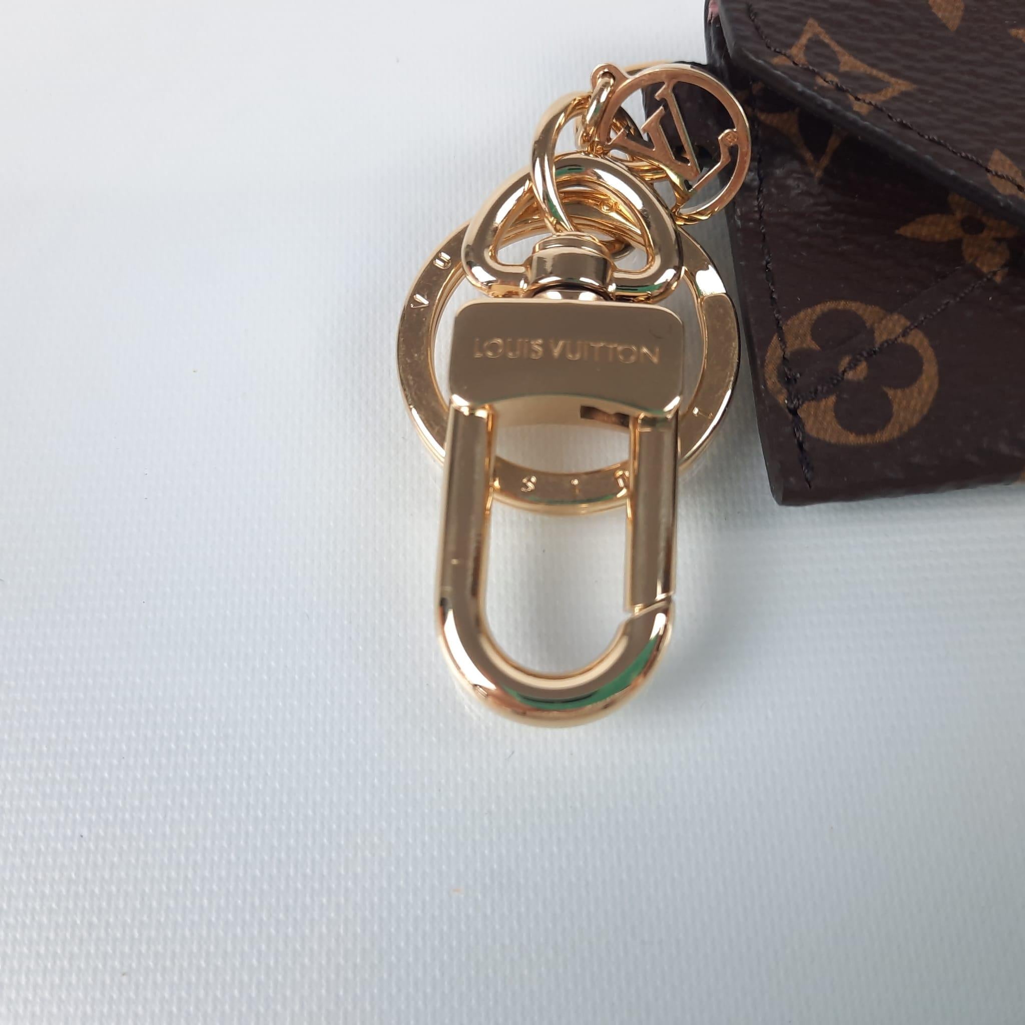 Louis Vuitton Bag charm and Kirigami pouch key ring monogram For Sale 1