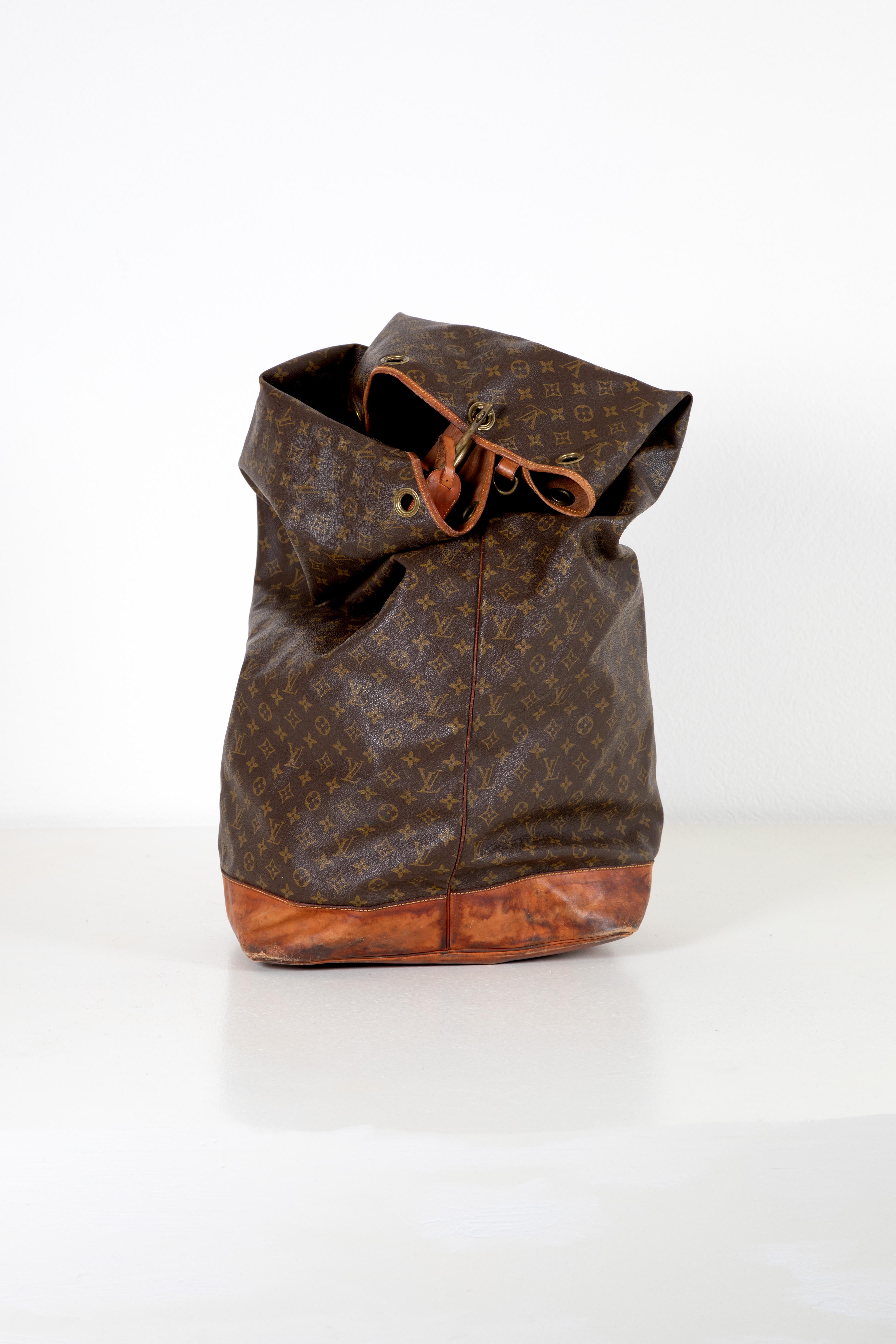 Mid-Century Modern Louis Vuitton - Sac en vente