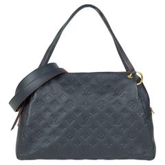 Louis Vuitton bag in blue leather