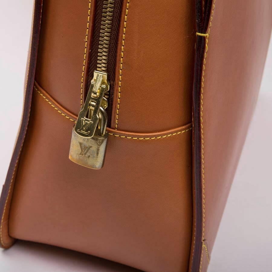 Louis Vuitton Gold Leather Bag 1