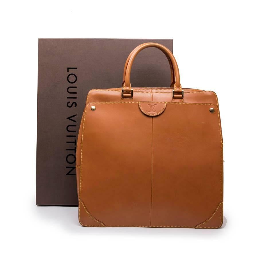 Louis Vuitton Gold Leather Bag 3