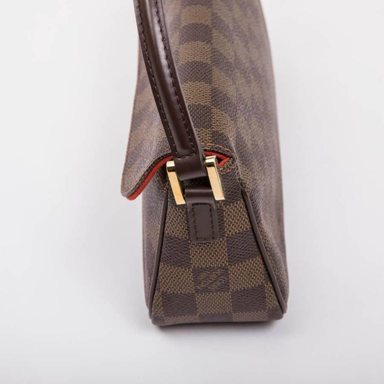 LOUIS VUITTON Baguette Bag in Ebony Damier Print Canvas For Sale at 1stDibs