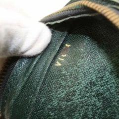 Louis Vuitton Baikal Wristlet Pouch 869780 Green Leather Clutch