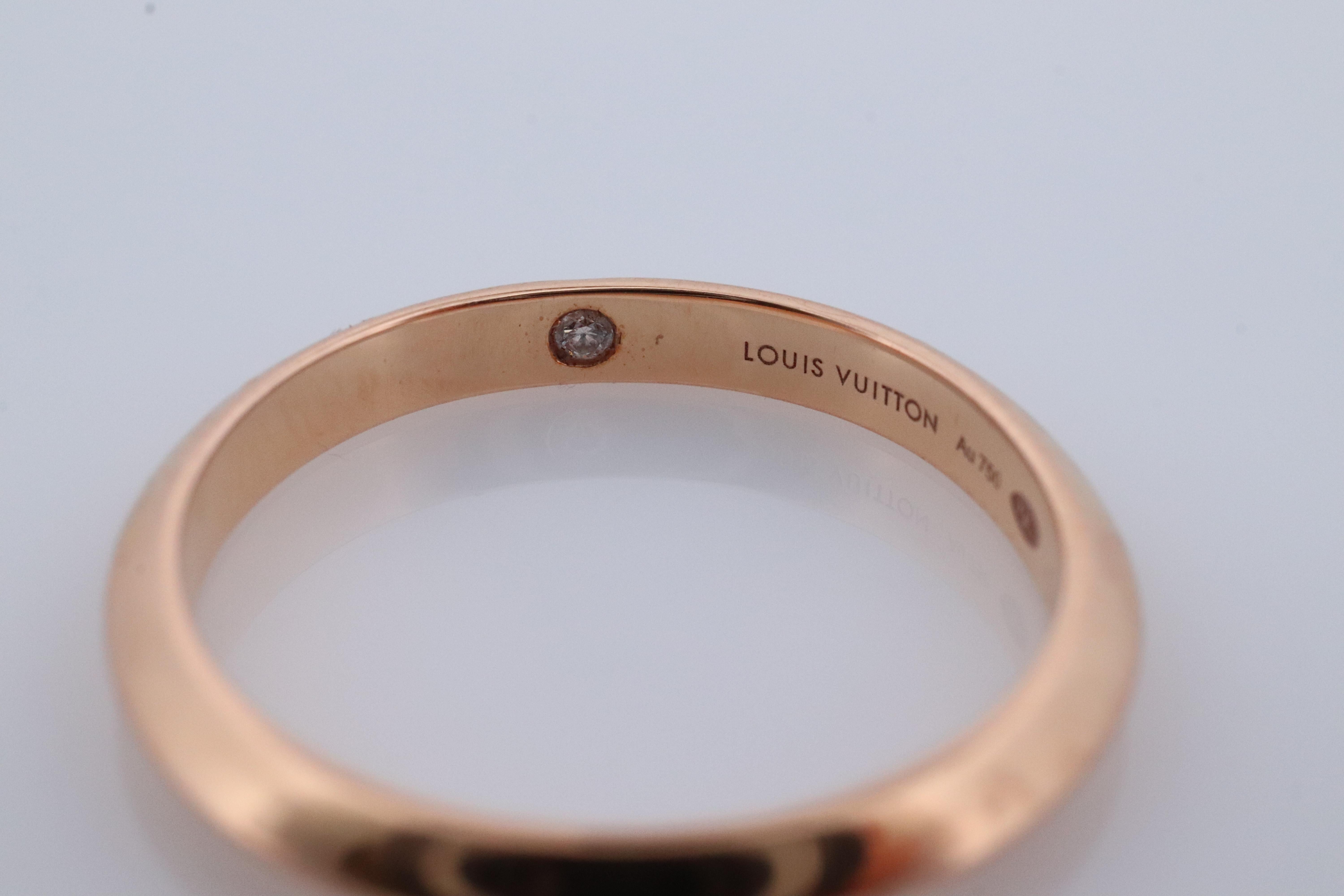 Women's Louis Vuitton Band. 18k Diamond Knife Edge 2.5mm wedding band. Certified For Sale