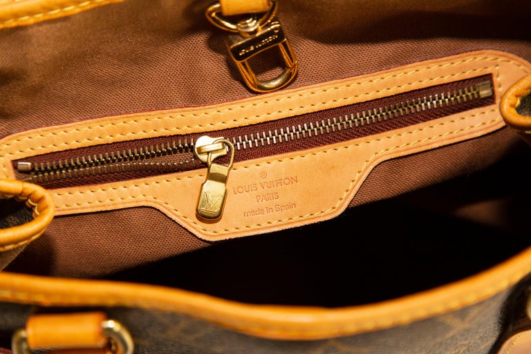 Louis Vuitton Batignolles Vertical Bag - For Sale on 1stDibs
