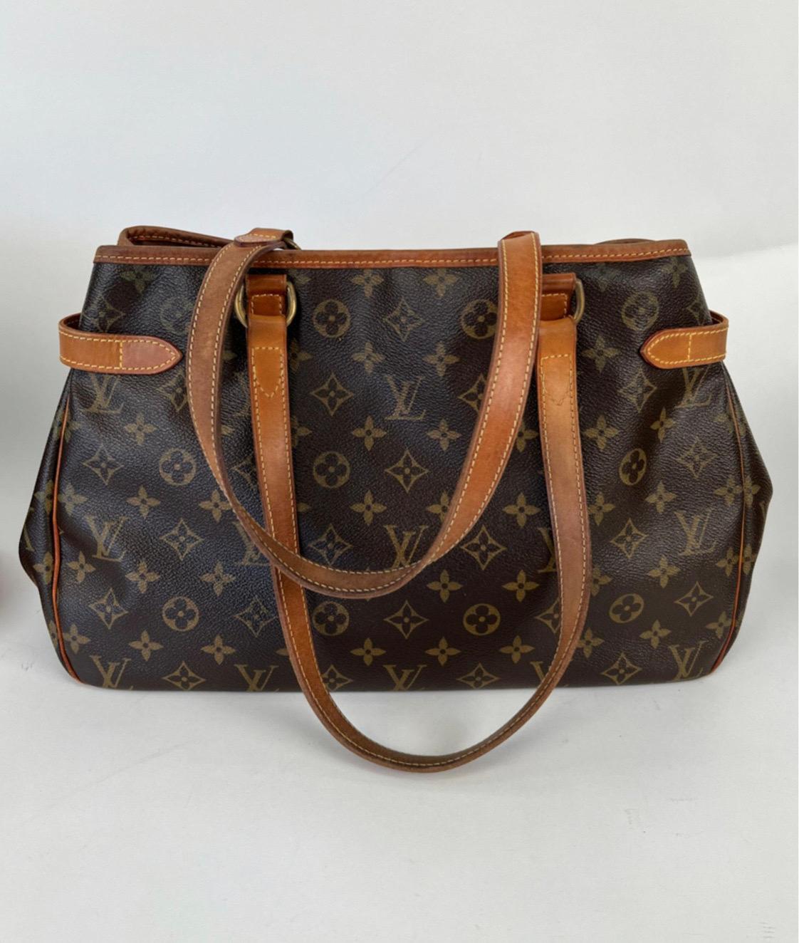 Bohemian Louis Vuitton Batignolles Vintage Monogram Louis Vuitton Purse LV Tote For Sale
