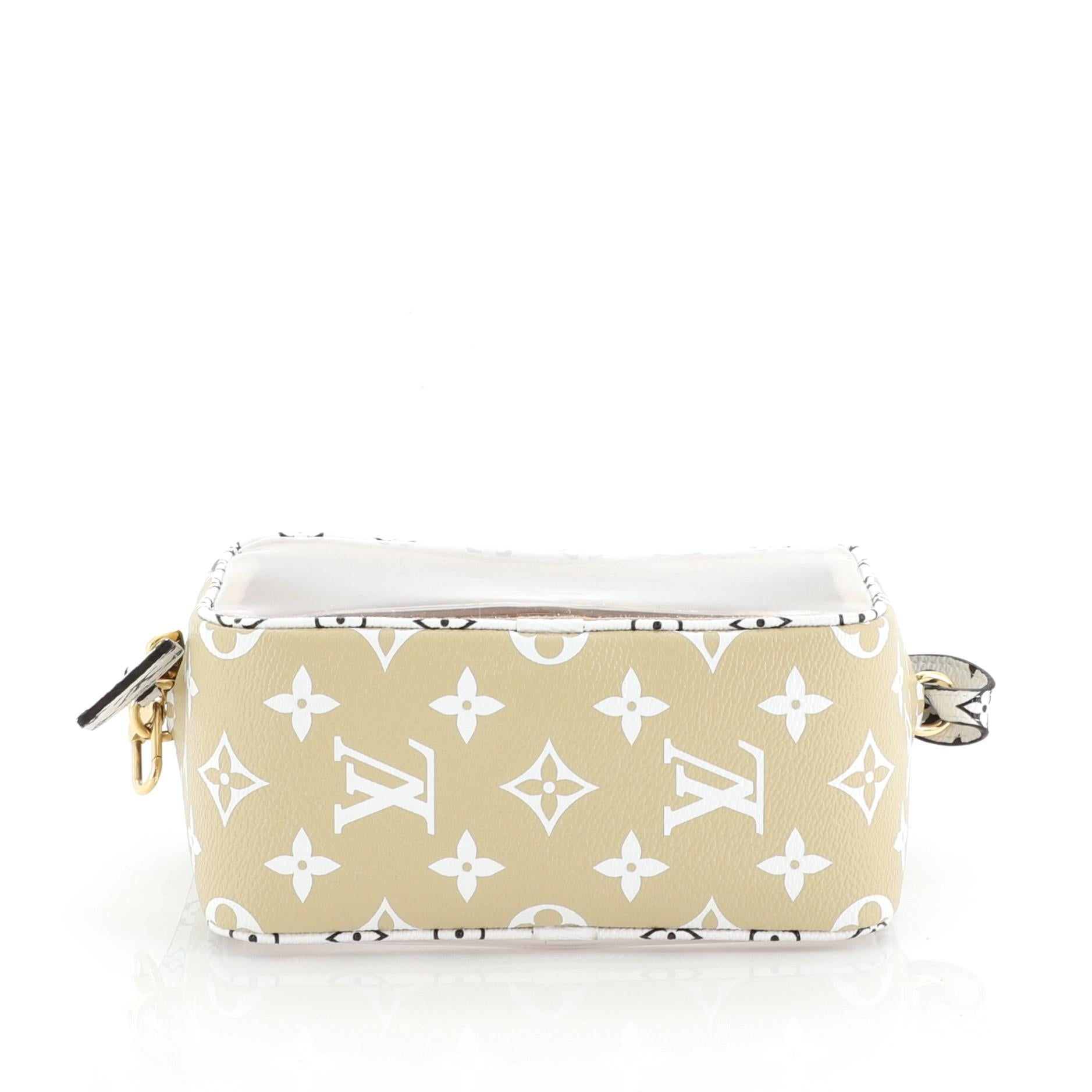 Louis Vuitton Beach Pouch Limited Edition Colored Monogram Giant In Good Condition In NY, NY