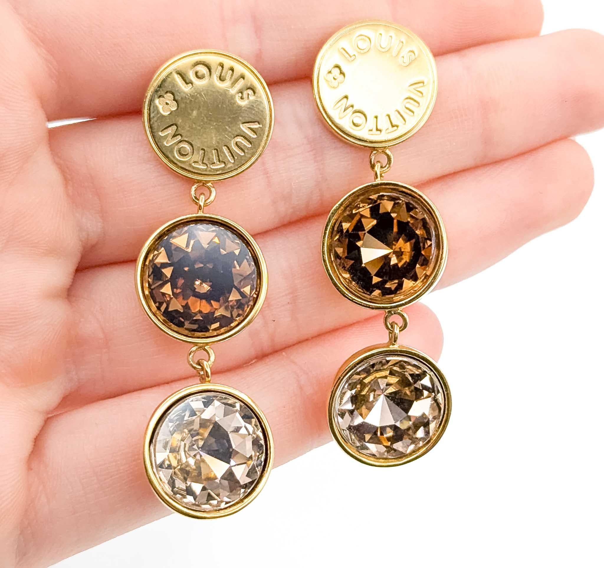 Louis Vuitton Beaded Earrings In Excellent Condition For Sale In Bloomington, MN