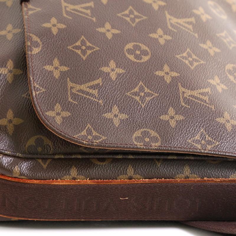 Louis Vuitton Beaubourg Messenger Bag Monogram Canvas MM  1