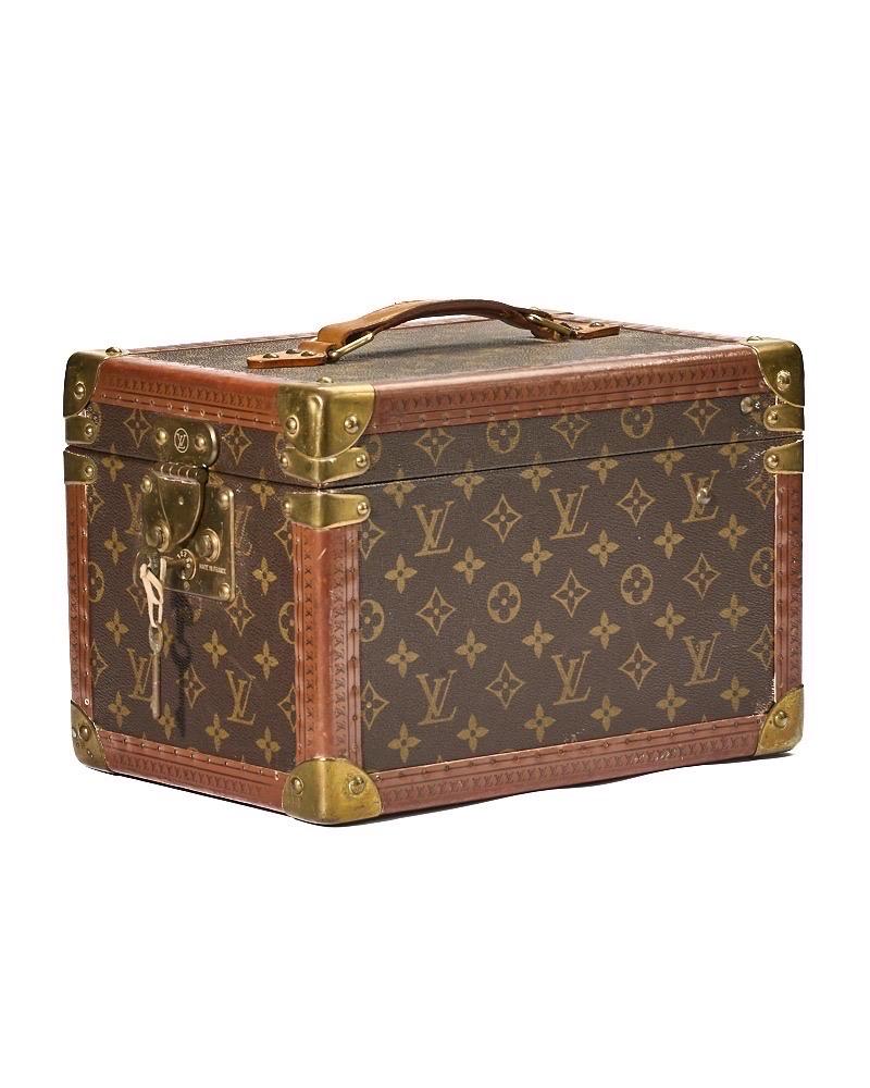 Louis Vuitton Schönheit 20 Rigido Monogram (Braun) im Angebot