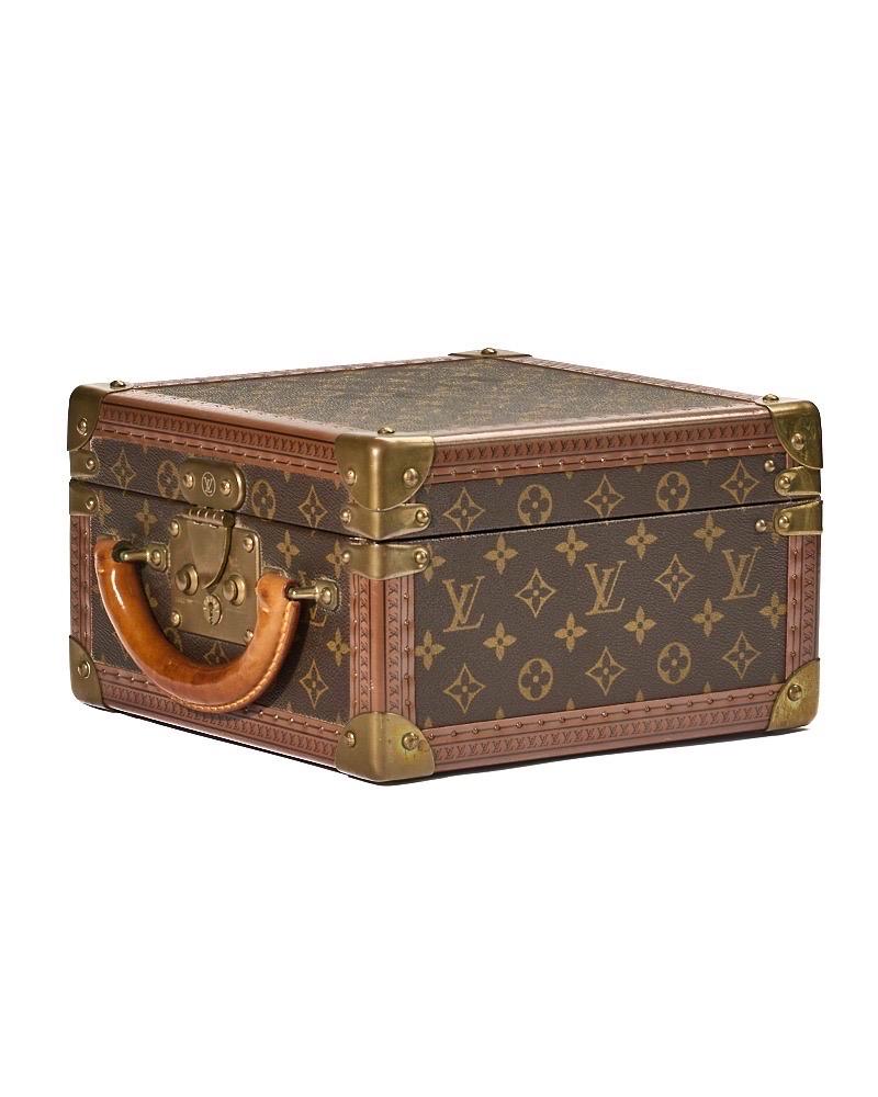 Marron Louis Vuitton Beauty 28 Rigido Monogram en vente