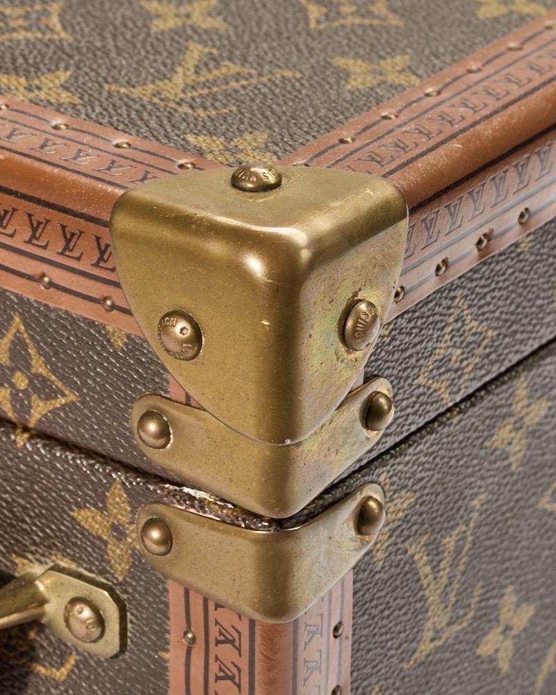 Louis Vuitton Beauty 28 Rigido Monogram en vente 3