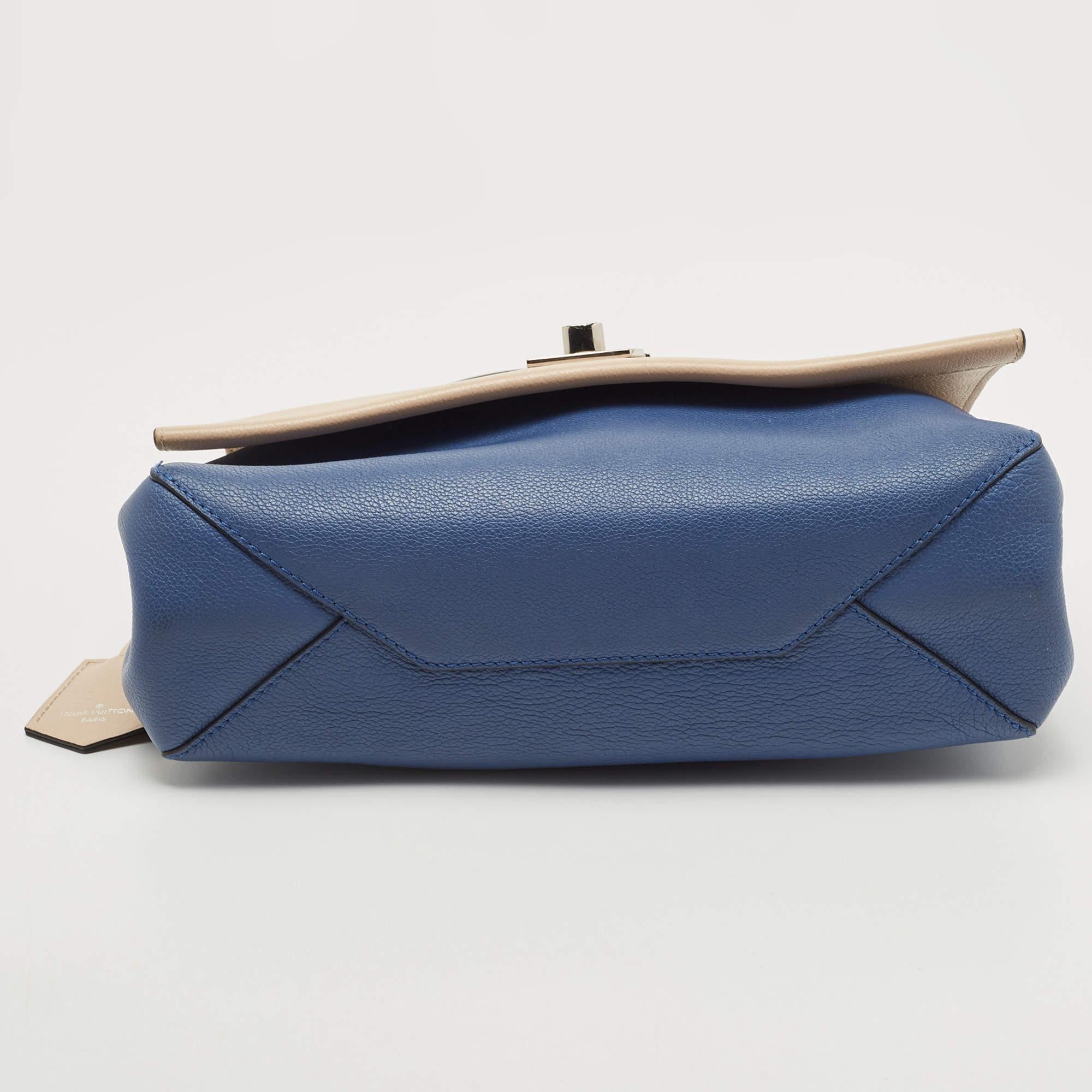 Louis Vuitton Beige/Blue Leather Lockme II Top Handle Bag 1