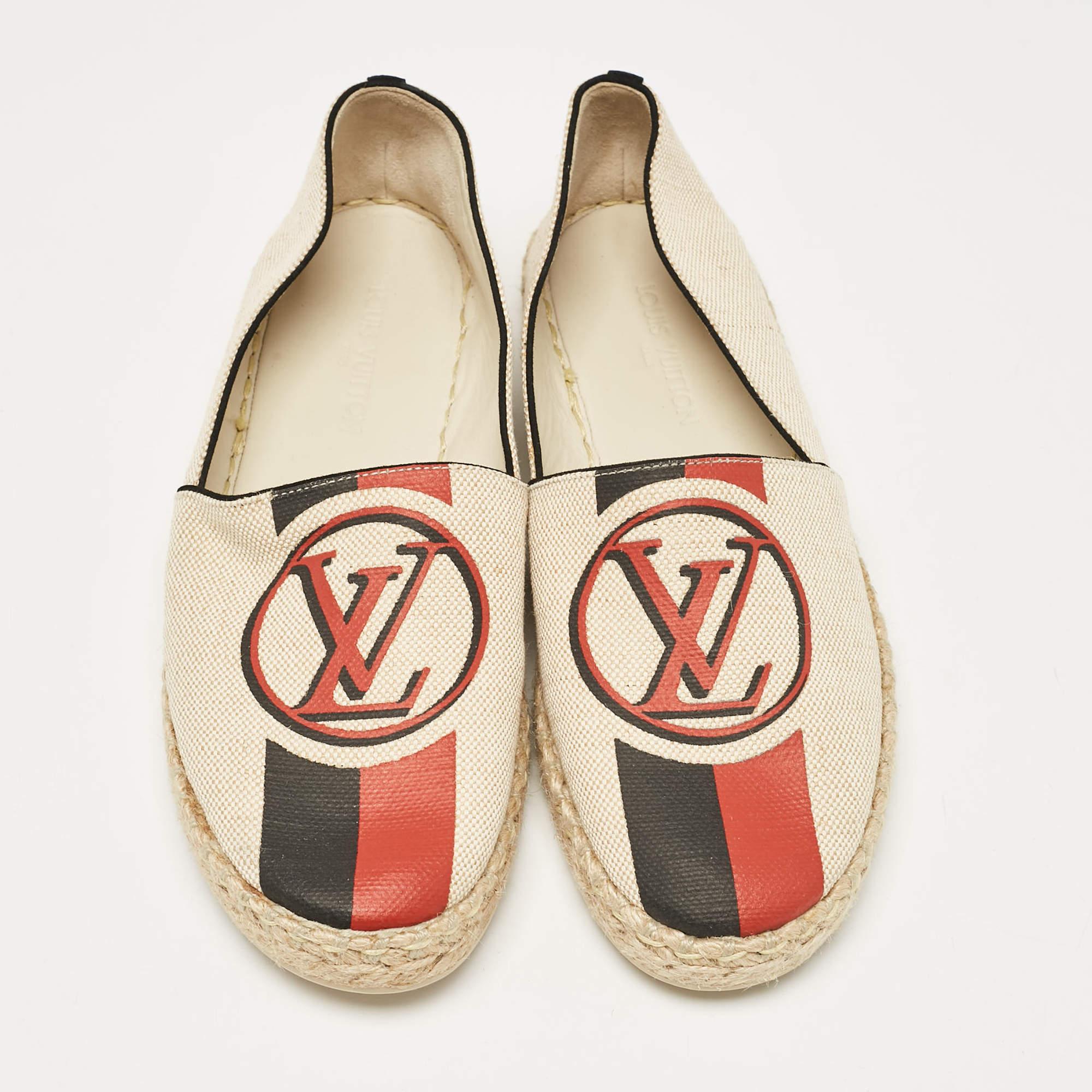 Louis Vuitton Beige Canvas Postcard Espadrille Flats Size 36.5 In Excellent Condition In Dubai, Al Qouz 2
