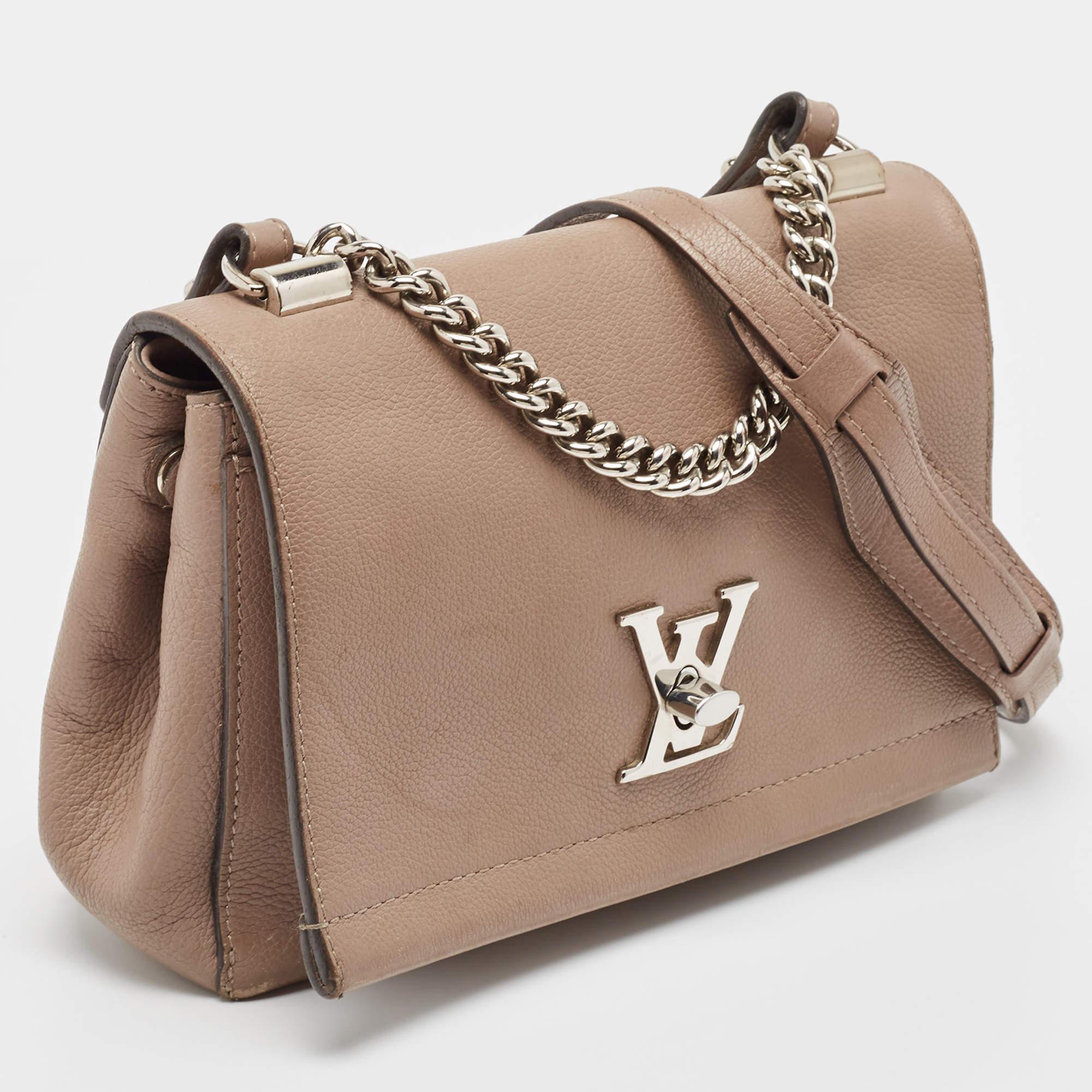 Louis Vuitton Beige Leather Lockme II BB Bag In Fair Condition For Sale In Dubai, Al Qouz 2