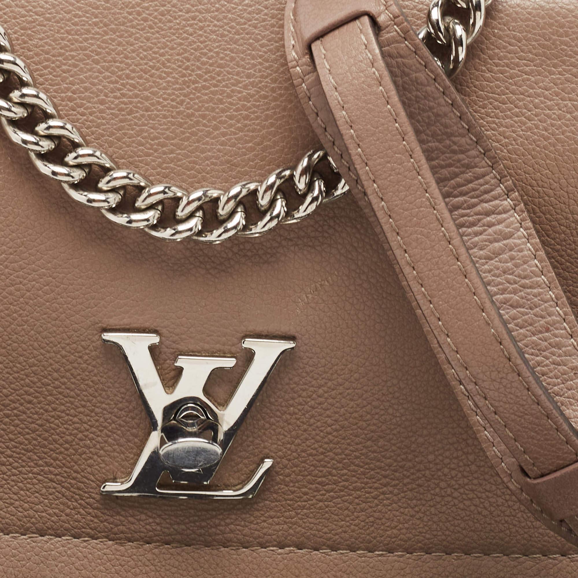 Louis Vuitton Beige Leather Lockme II BB Bag For Sale 3