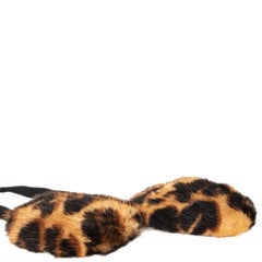 orejeras de piel de leopardo beige LOUIS VUITTON