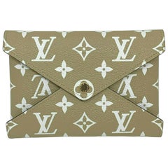 Used Louis Vuitton Beige Medium Ss19 Limited Edition Giant Kirigami Pouch 870619 