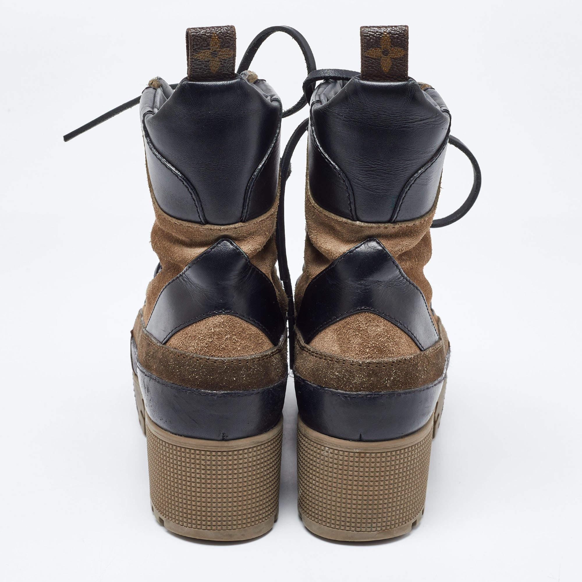 Louis Vuitton Beige Monogram Canvas and Suede Laureate Desert Boots Size 36 For Sale 4