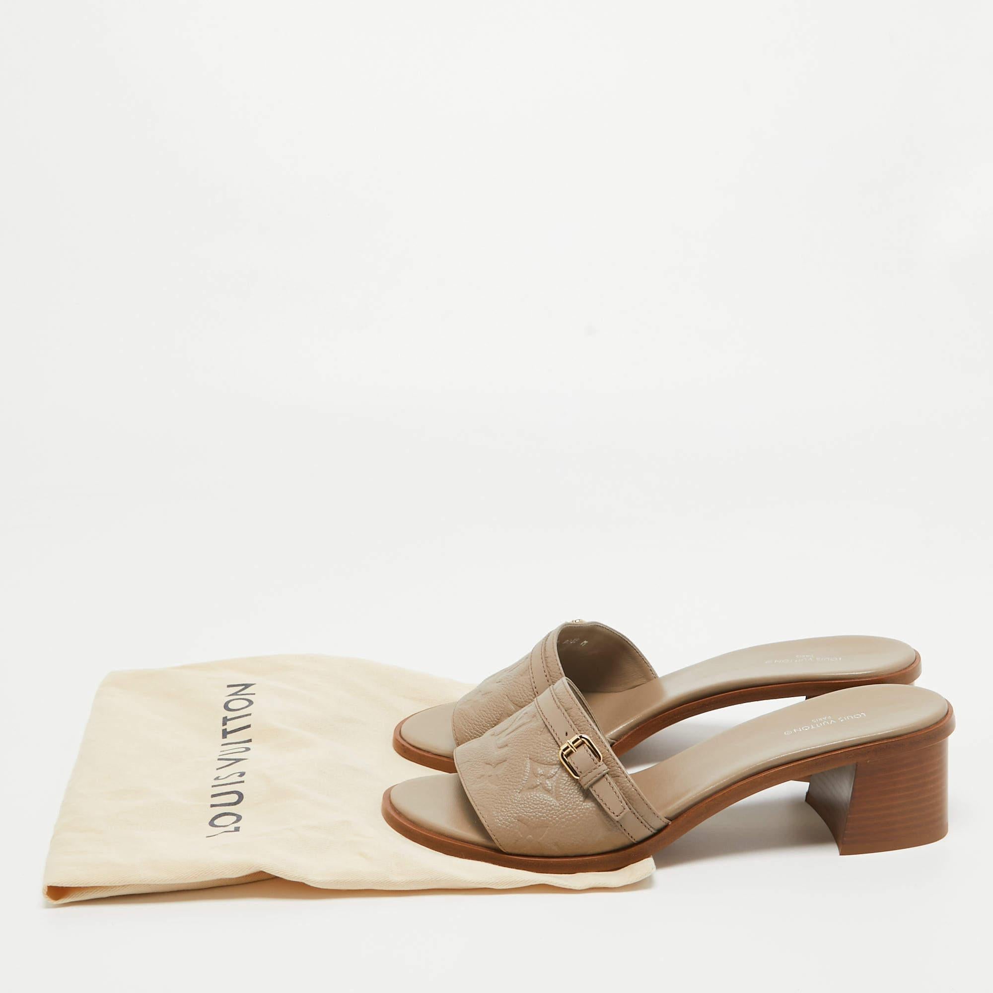 Louis Vuitton Beige Monogram Embossed Leather Block Heel Slide Sandals Size 40 For Sale 5