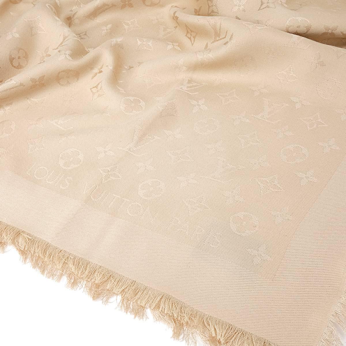 Women's Louis Vuitton Beige Monogram Large Square Scarf In Silk And Wool 